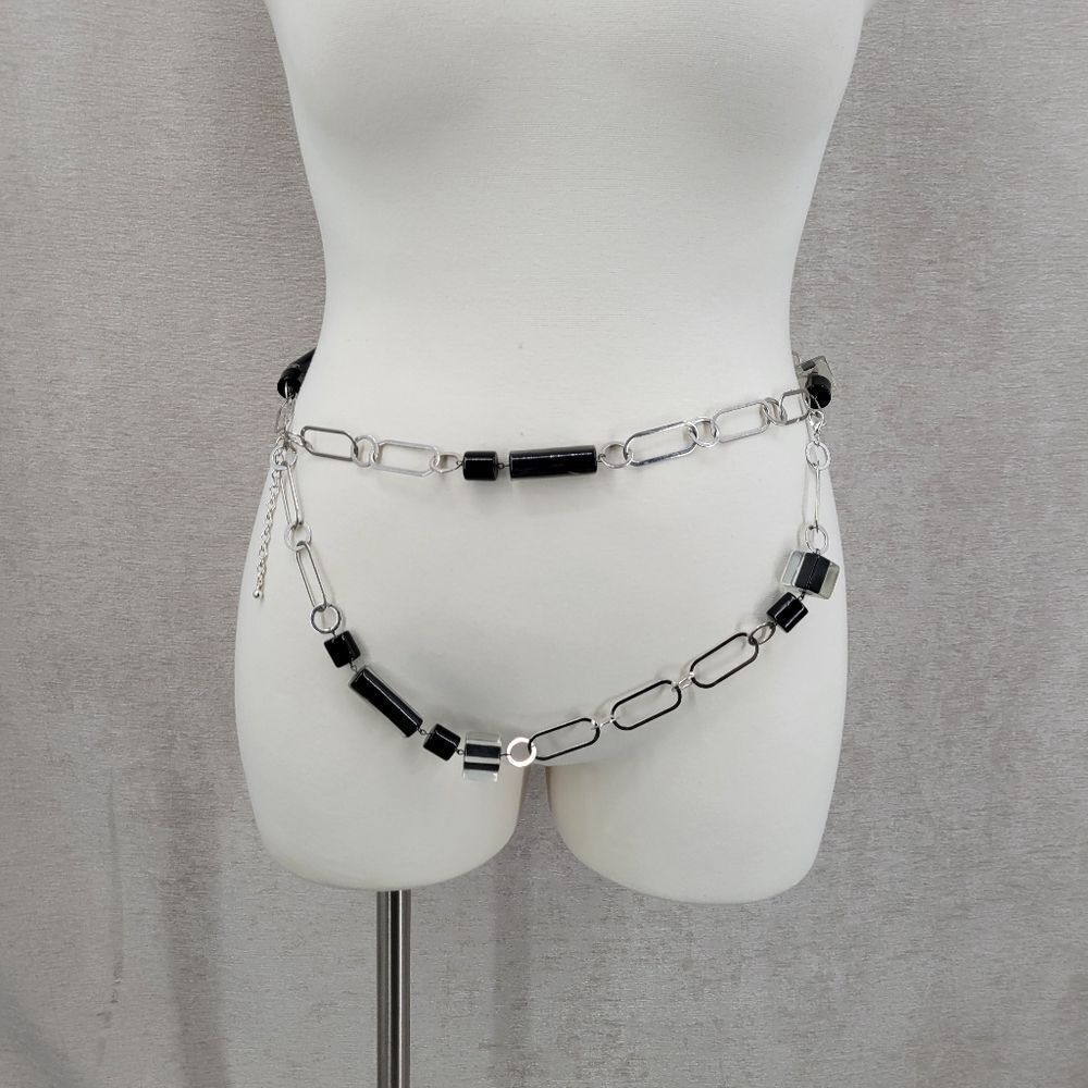Y2K Black Clear Acrylic Beaded Silver Chain Belt